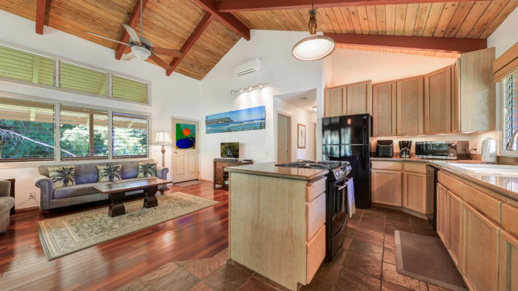 Modern Kitchen and Cozy Living Room for Ultimate Comfort