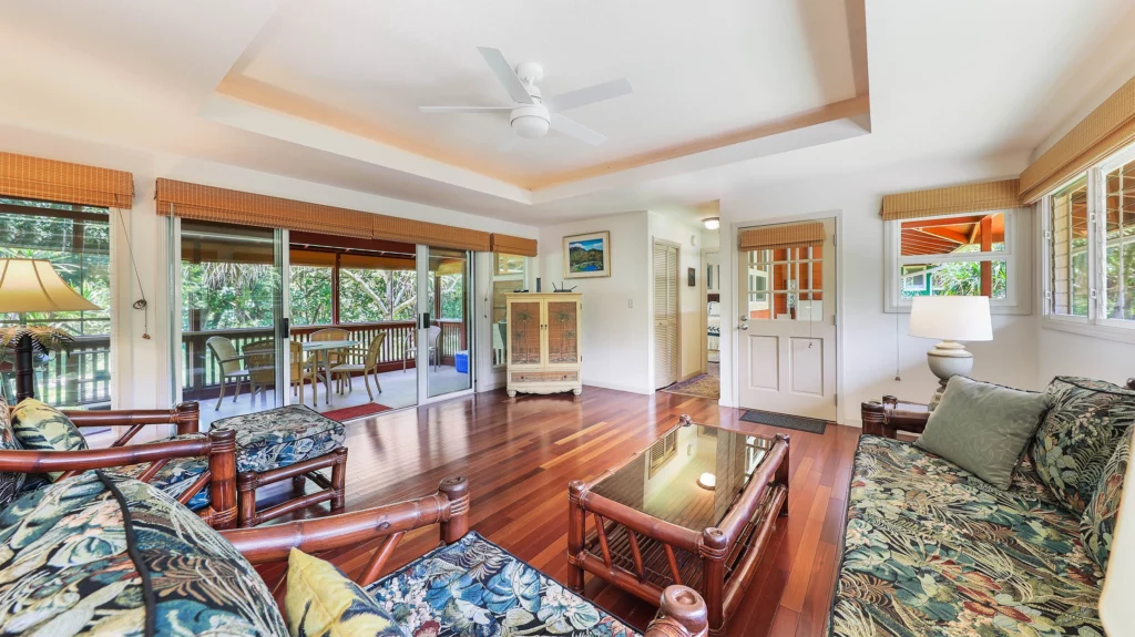 Spacious Living Room with Patio Dining View