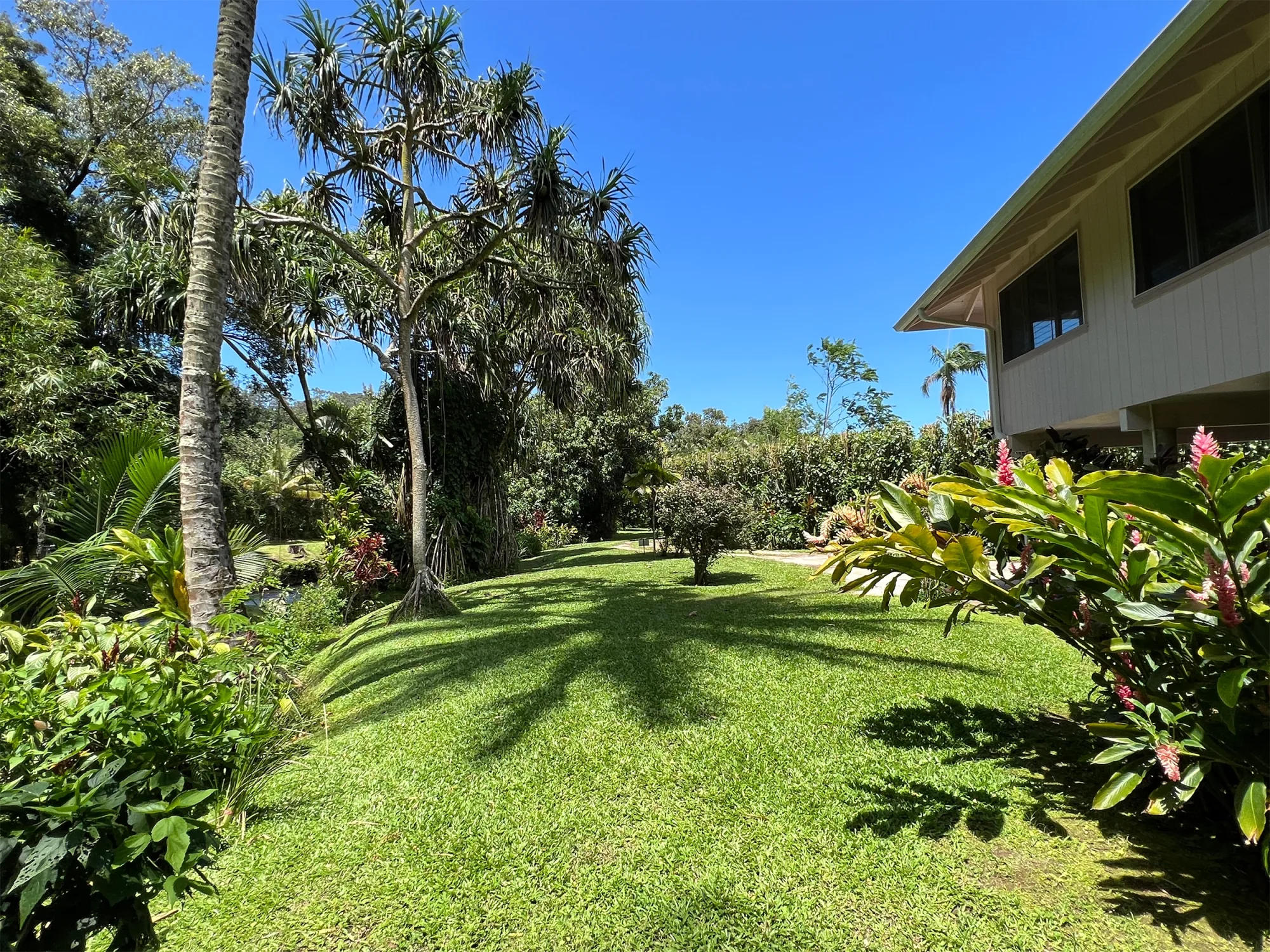 Guest House Riverside Gardens - River Estate Kauai
